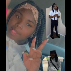 Meet your Posher, Niya